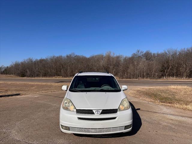 used 2004 Toyota Sienna car, priced at $8,499