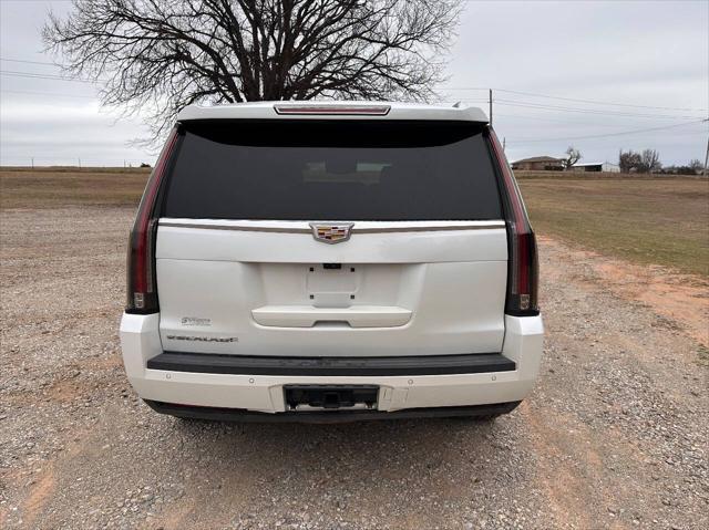 used 2018 Cadillac Escalade car, priced at $26,999