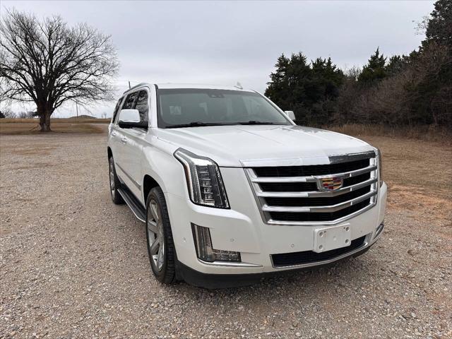 used 2018 Cadillac Escalade car, priced at $26,999