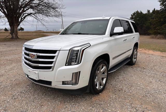 used 2018 Cadillac Escalade car, priced at $26,999