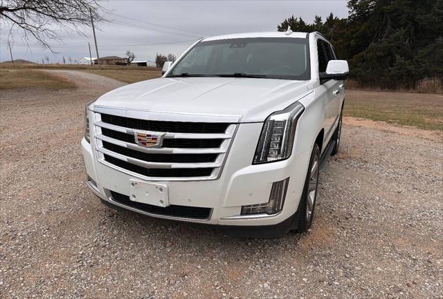 used 2018 Cadillac Escalade car, priced at $26,999