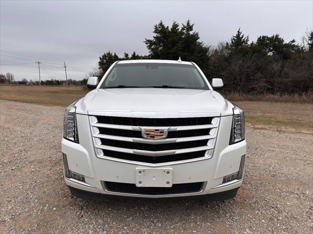 used 2018 Cadillac Escalade car, priced at $26,999