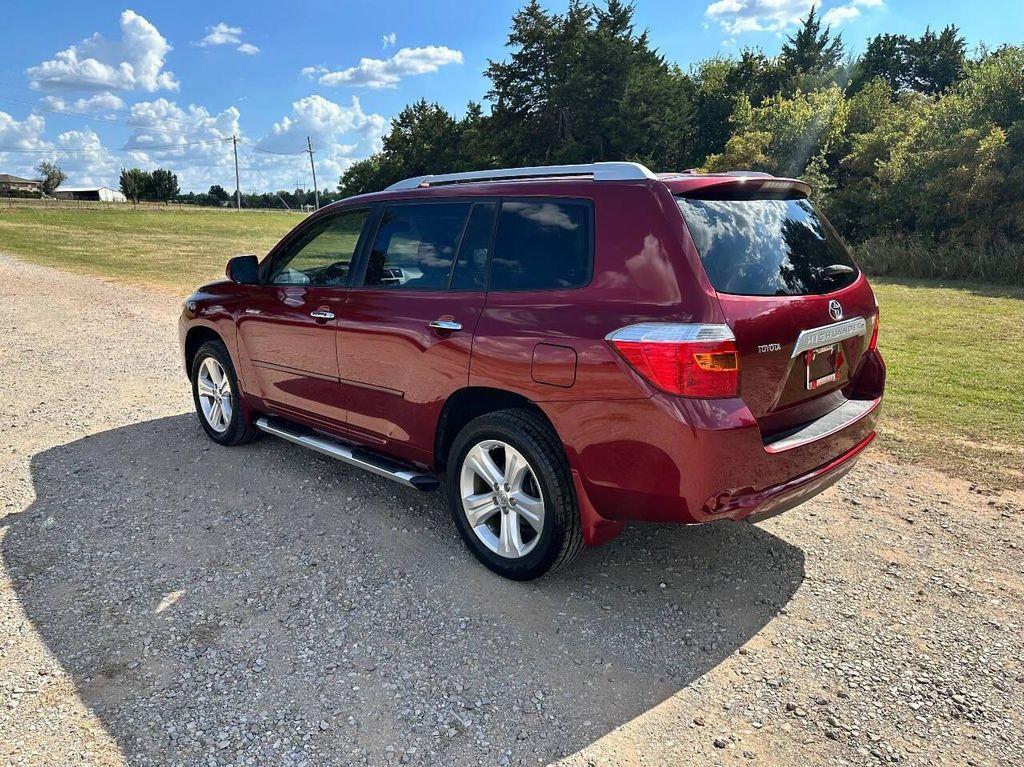 used 2009 Toyota Highlander car, priced at $11,499