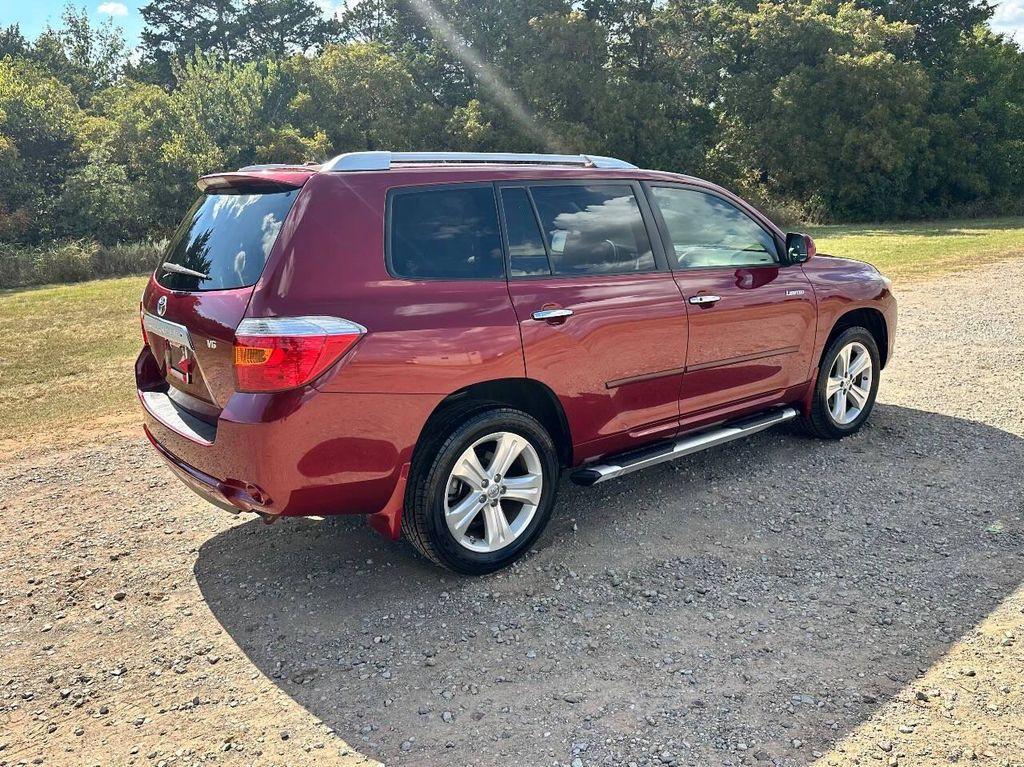 used 2009 Toyota Highlander car, priced at $11,499