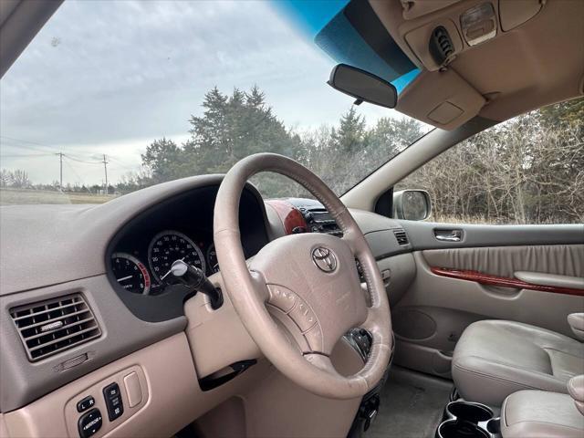 used 2004 Toyota Sienna car, priced at $14,850