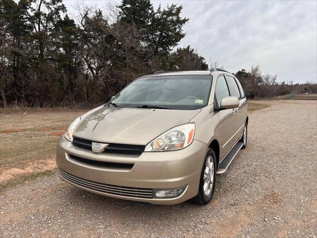 used 2004 Toyota Sienna car, priced at $14,850