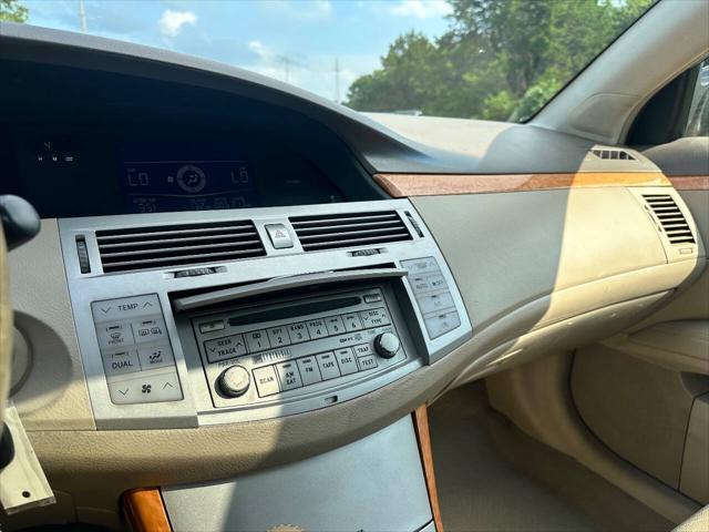used 2005 Toyota Avalon car, priced at $9,250