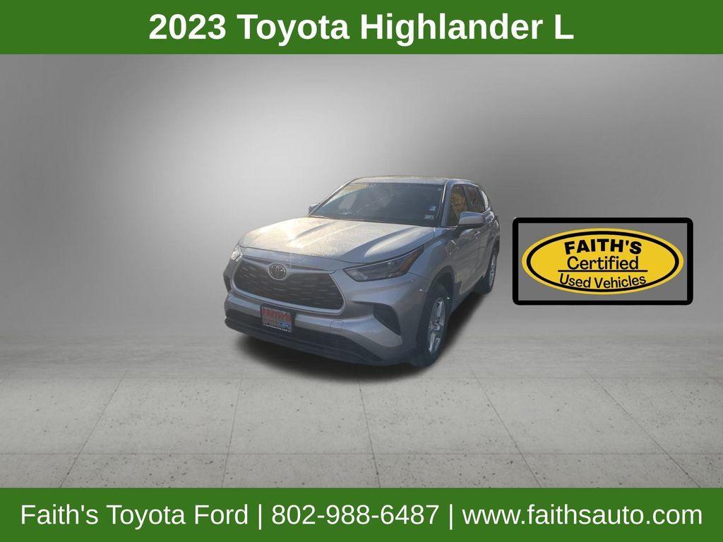 used 2023 Toyota Highlander car, priced at $32,999