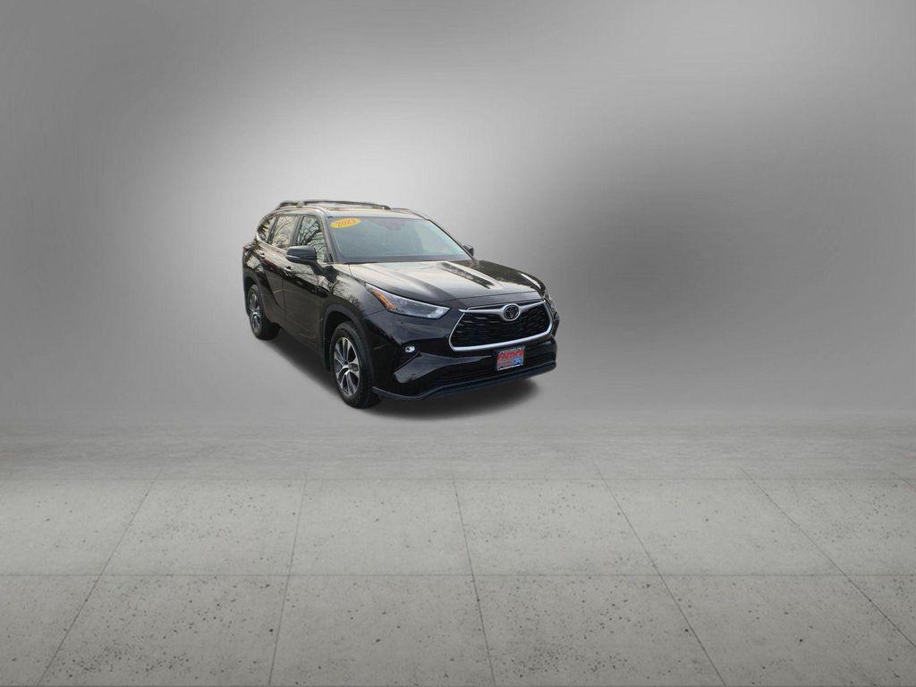 used 2023 Toyota Highlander car, priced at $36,998