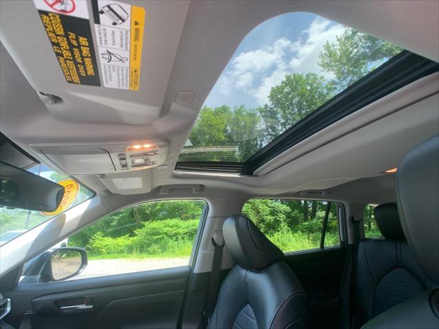 used 2023 Toyota Highlander car, priced at $37,898
