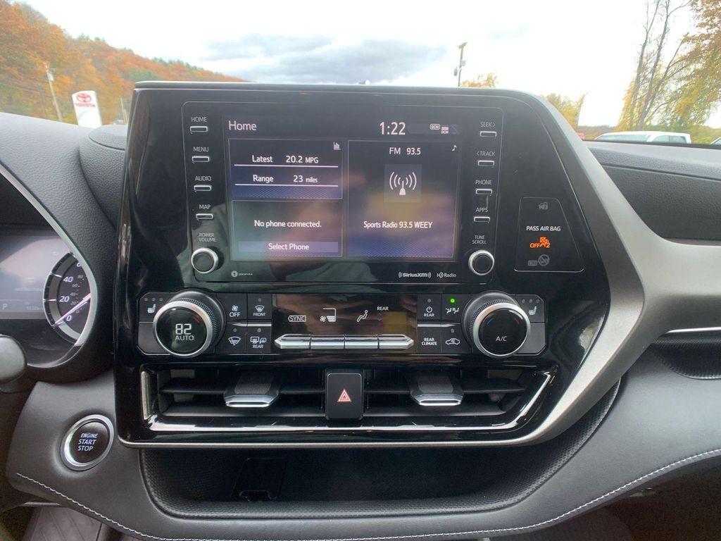 used 2020 Toyota Highlander car, priced at $29,698