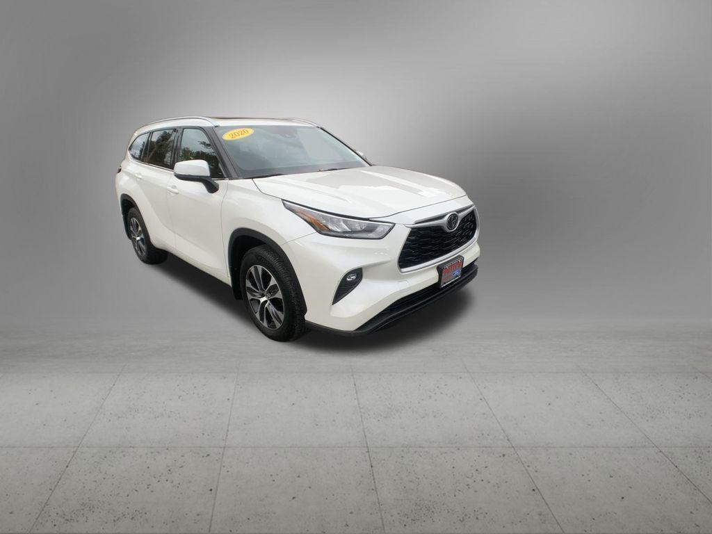 used 2020 Toyota Highlander car, priced at $29,698