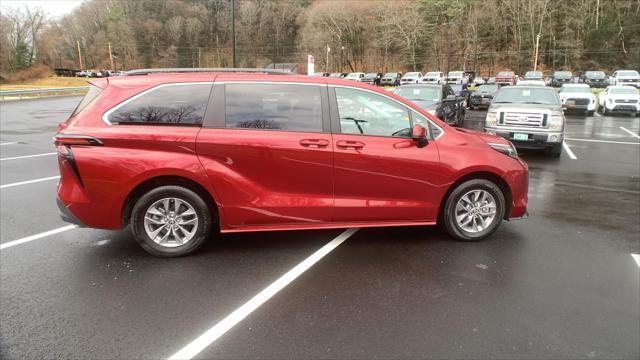 used 2024 Toyota Sienna car, priced at $45,595