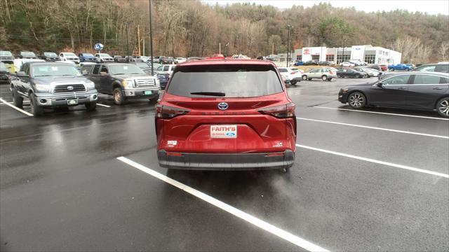 used 2024 Toyota Sienna car, priced at $45,595