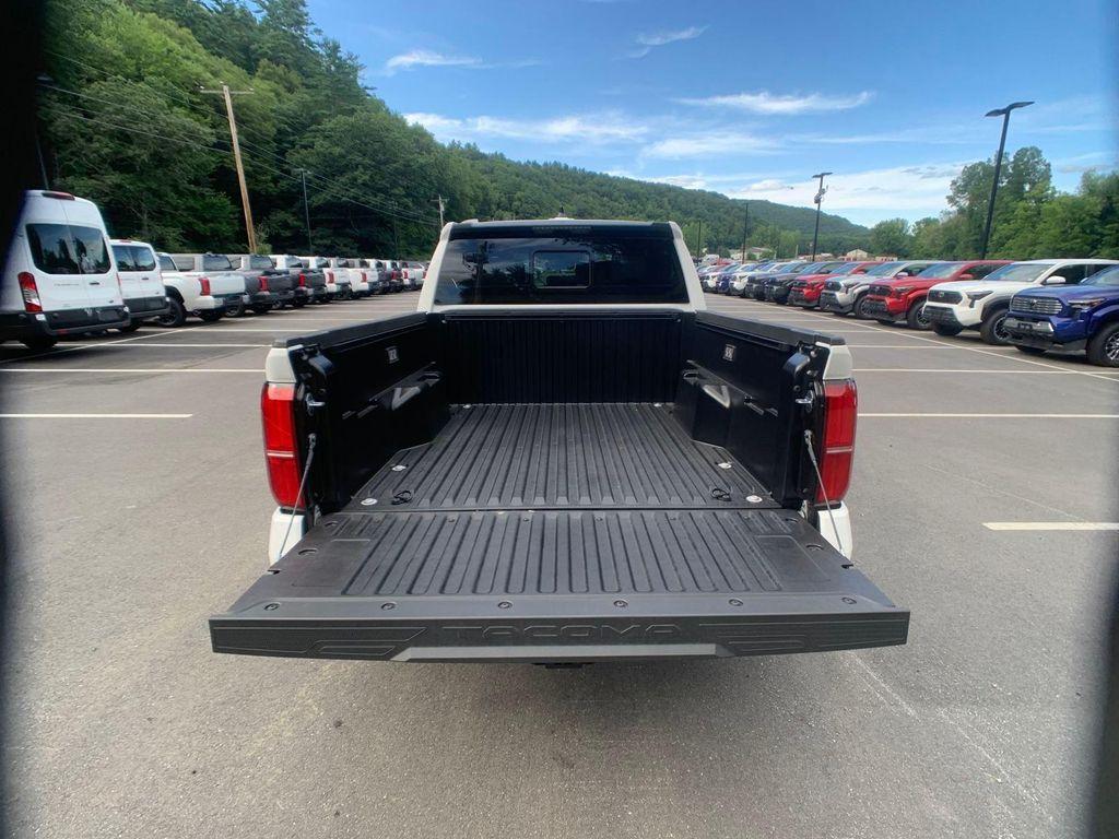 new 2025 Toyota Tacoma car