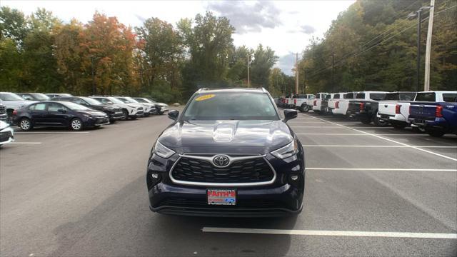 used 2021 Toyota Highlander car, priced at $33,988