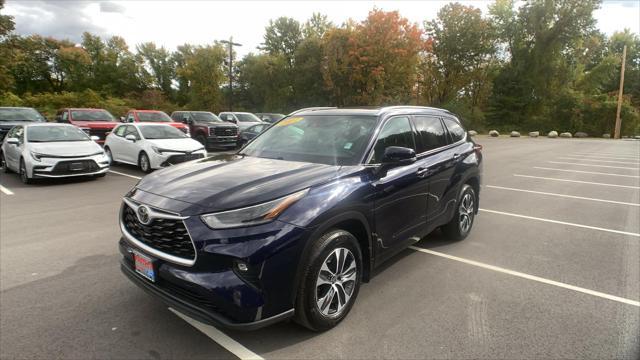 used 2021 Toyota Highlander car, priced at $33,988