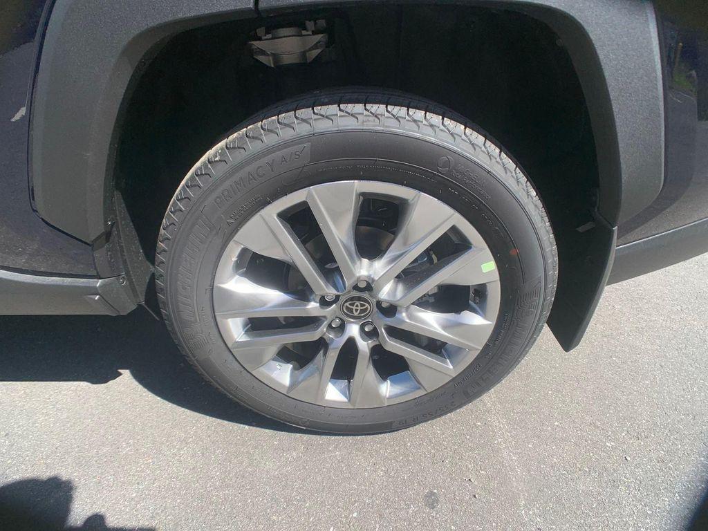 new 2025 Toyota RAV4 car, priced at $41,661