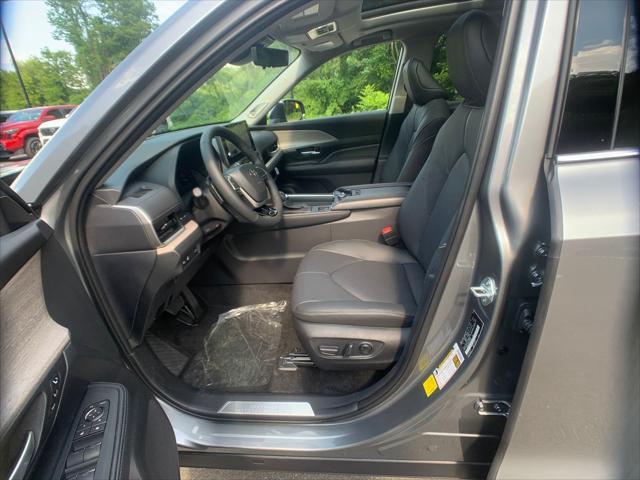 new 2025 Toyota Grand Highlander car, priced at $55,227