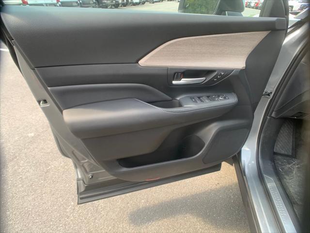 new 2025 Toyota Grand Highlander car, priced at $55,227