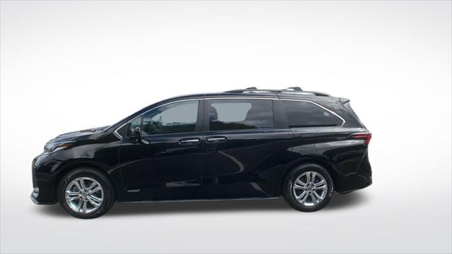 used 2021 Toyota Sienna car, priced at $39,395