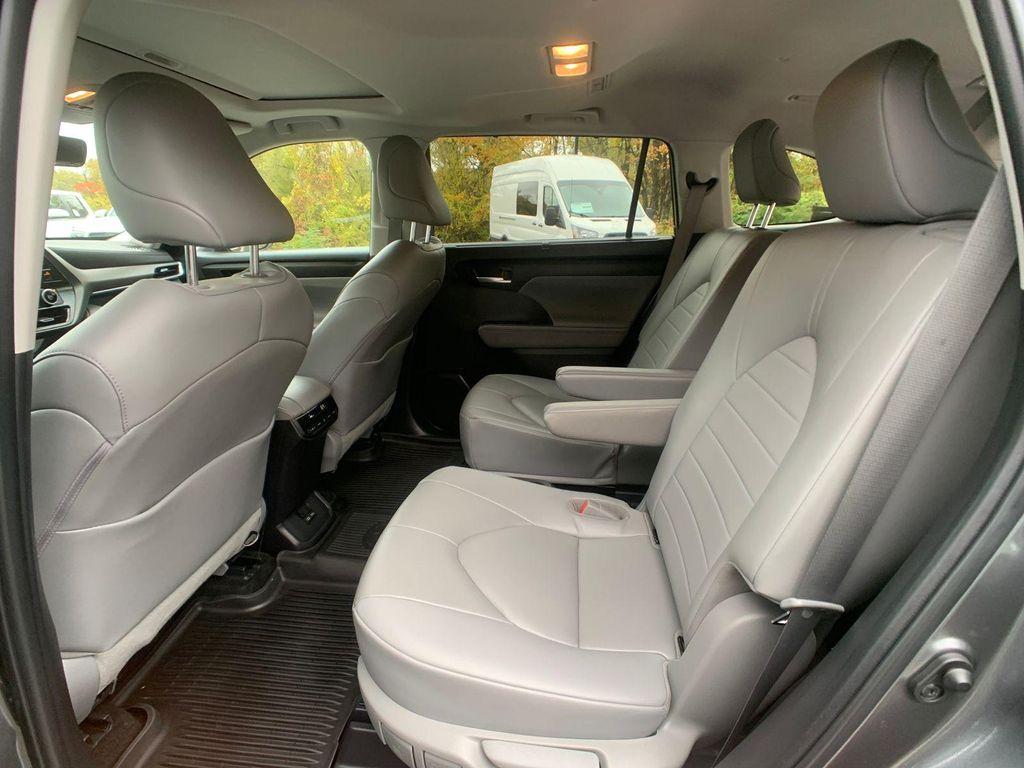used 2023 Toyota Highlander car, priced at $36,498