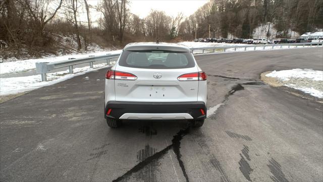 new 2024 Toyota Corolla Cross car