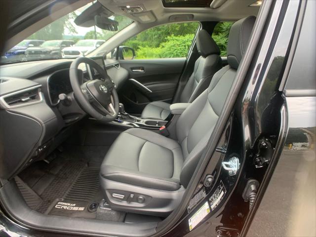 used 2025 Toyota Corolla Cross car, priced at $31,998