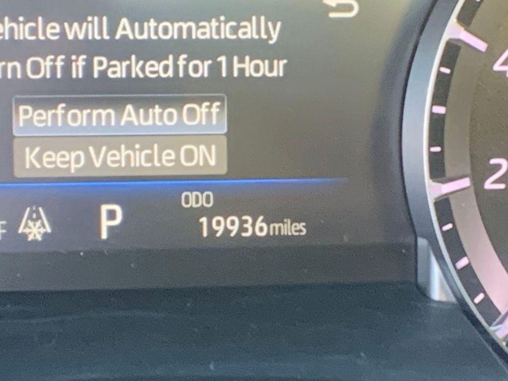 used 2024 Toyota Highlander car, priced at $38,998