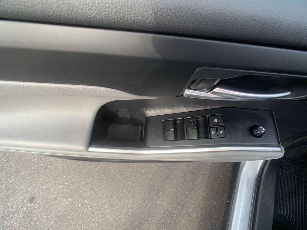 used 2023 Toyota Highlander car, priced at $36,998