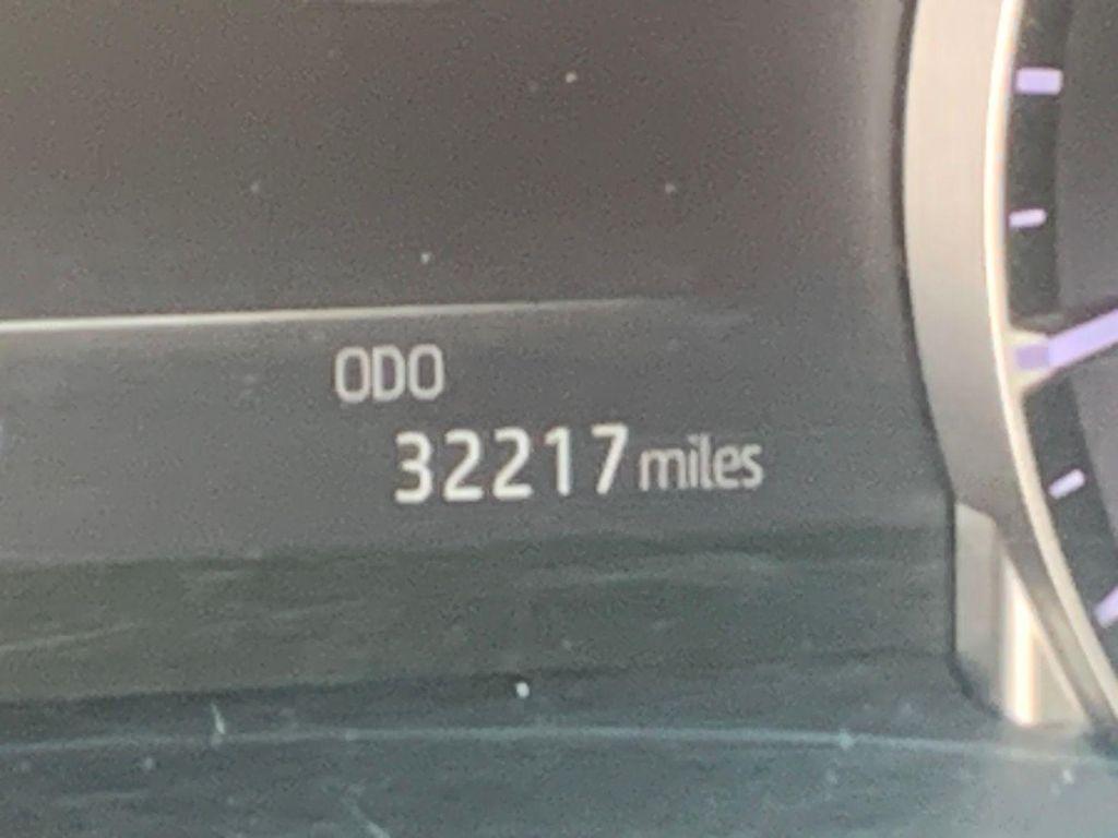 used 2023 Toyota Highlander car, priced at $36,998