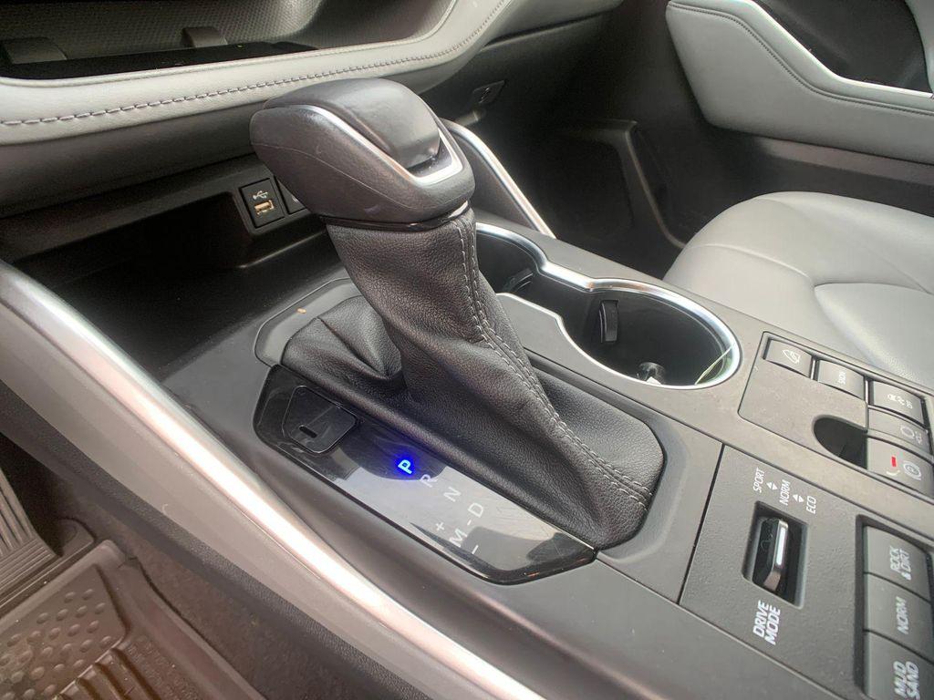 used 2023 Toyota Highlander car, priced at $36,998