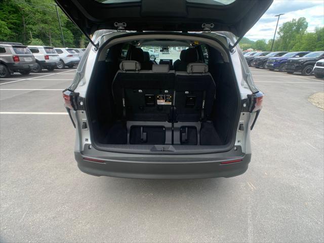 new 2025 Toyota Sienna car, priced at $43,595