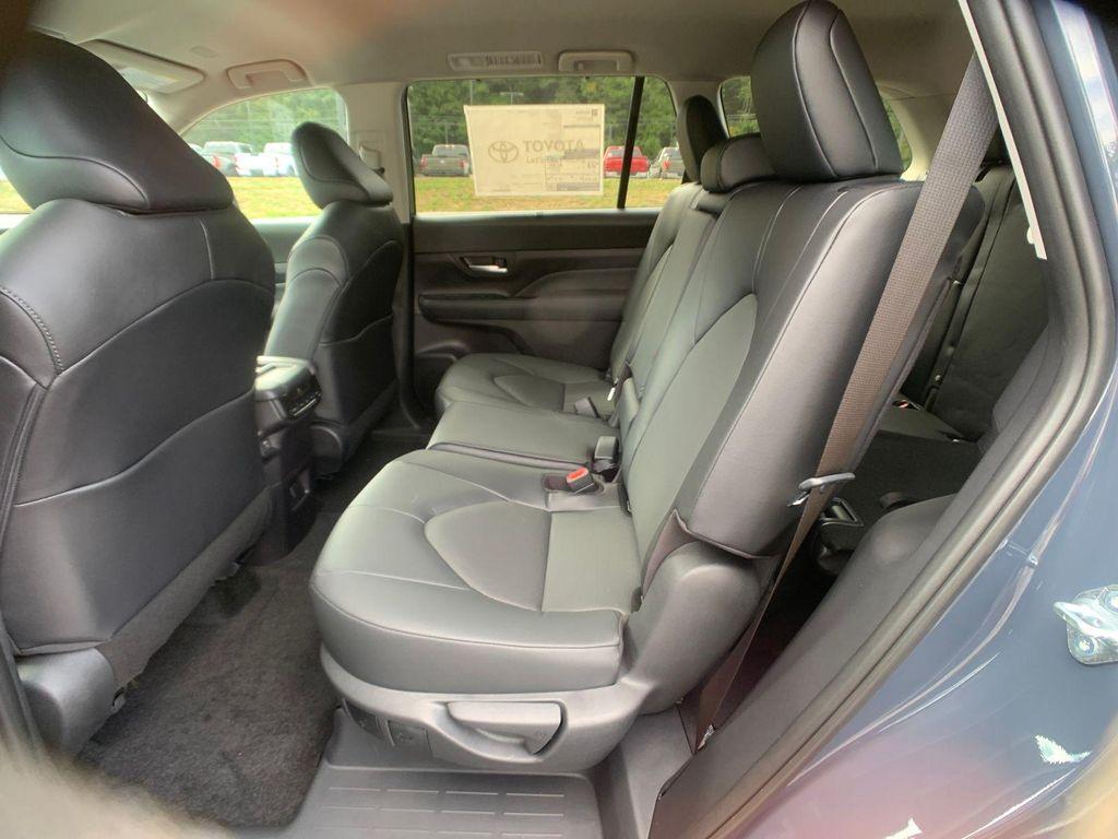 new 2026 Toyota Grand Highlander car, priced at $44,184