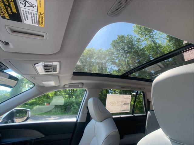 new 2025 Toyota Grand Highlander car, priced at $47,036