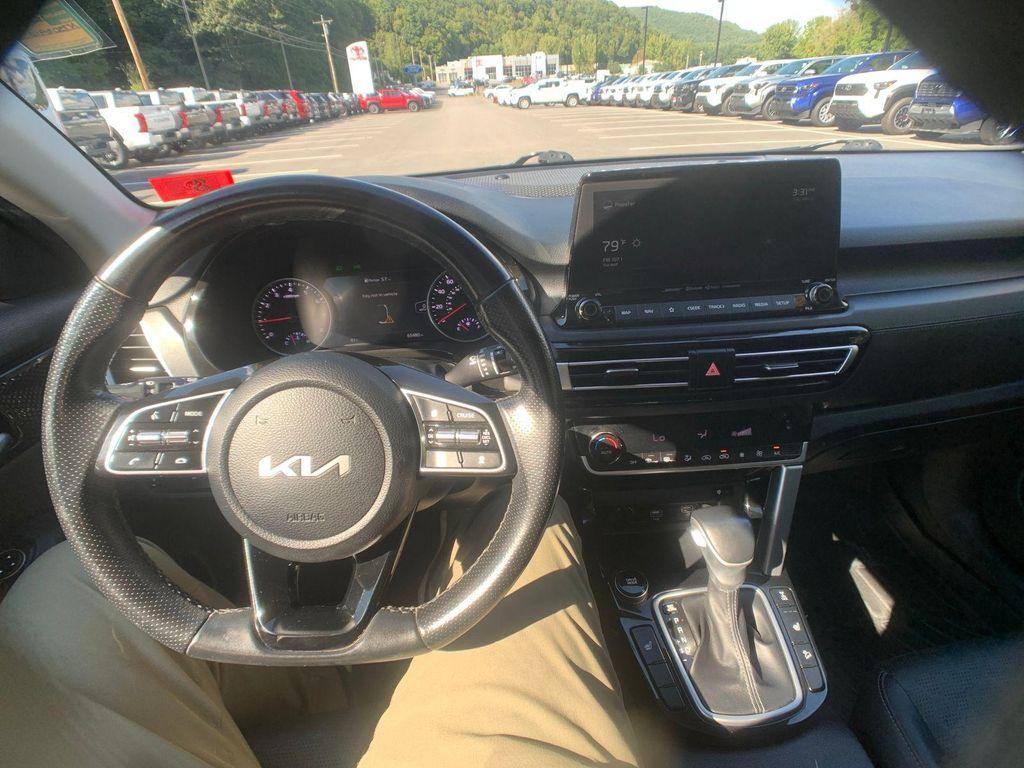 used 2022 Kia Seltos car, priced at $19,898