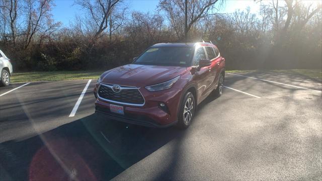 used 2023 Toyota Highlander car, priced at $37,998