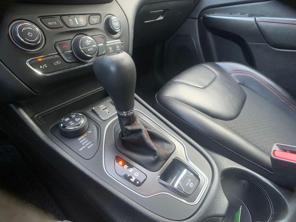 used 2022 Jeep Cherokee car, priced at $29,898