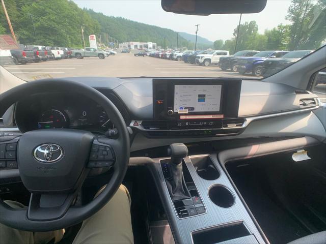 new 2025 Toyota Sienna car, priced at $43,665