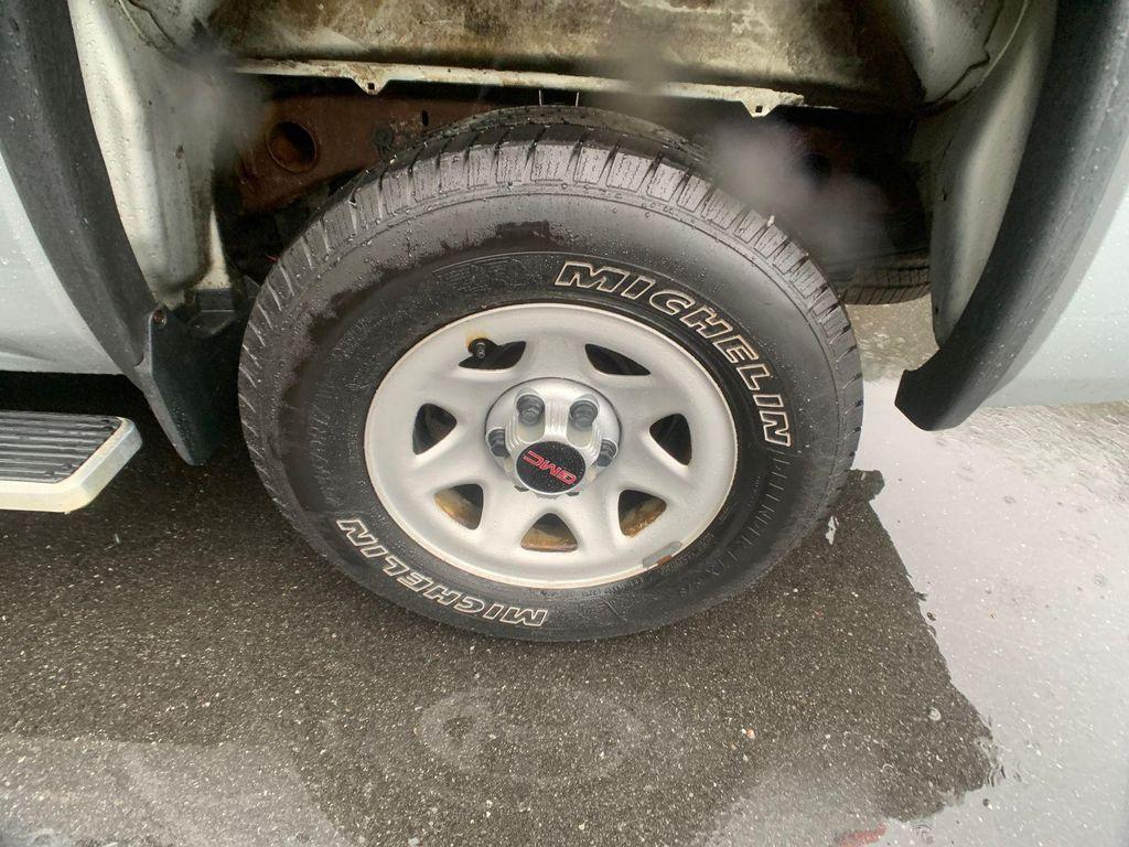 used 2017 GMC Sierra 1500 car, priced at $23,495