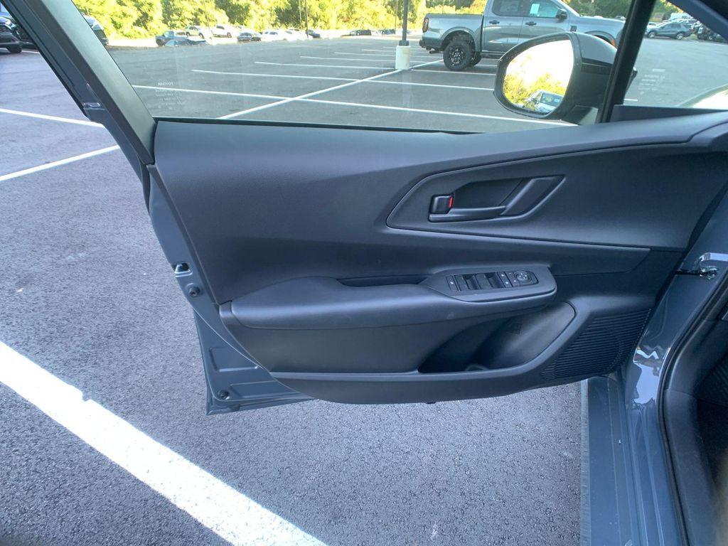 new 2026 Toyota Prius Plug-In Hybrid car, priced at $34,735