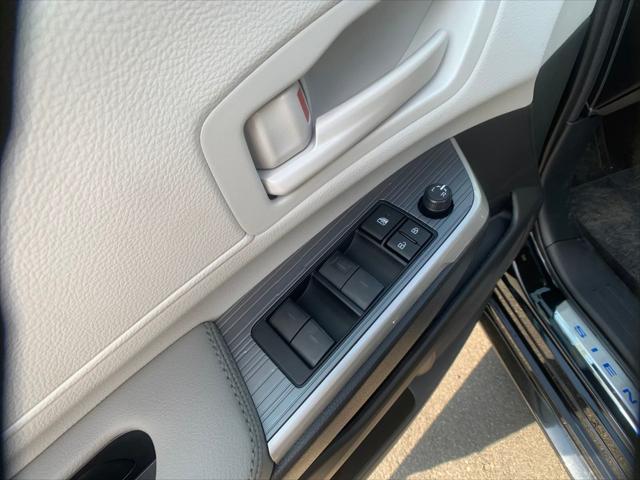 new 2025 Toyota Sienna car, priced at $43,750