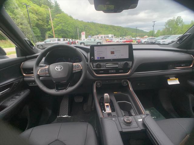 new 2025 Toyota Grand Highlander Hybrid car, priced at $61,078