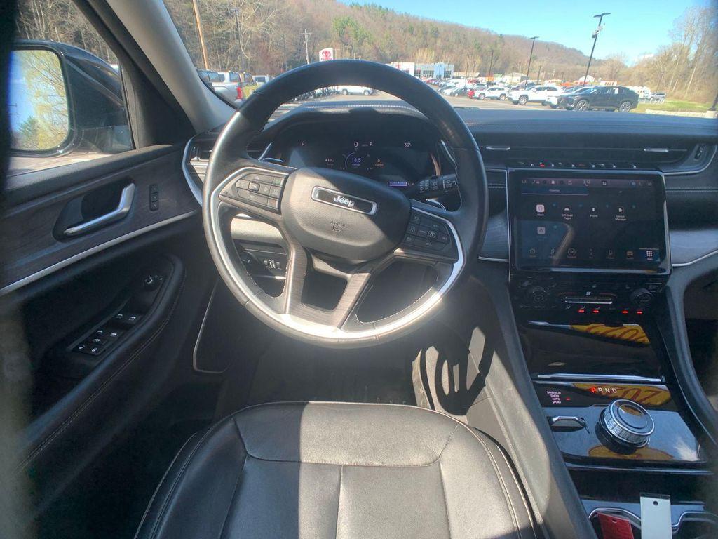 used 2022 Jeep Grand Cherokee L car, priced at $28,998