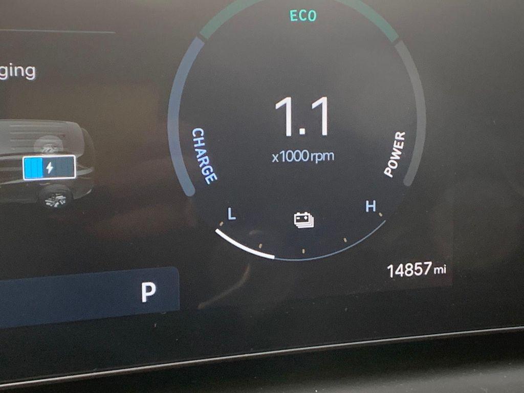 used 2025 Hyundai TUCSON Hybrid car, priced at $34,698