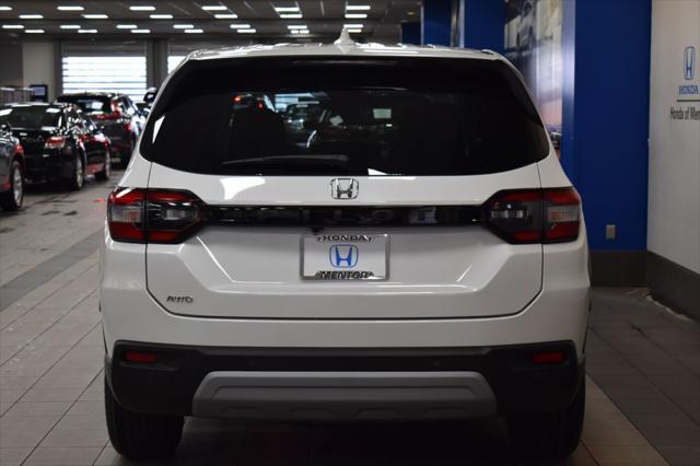 new 2025 Honda Pilot car, priced at $47,505