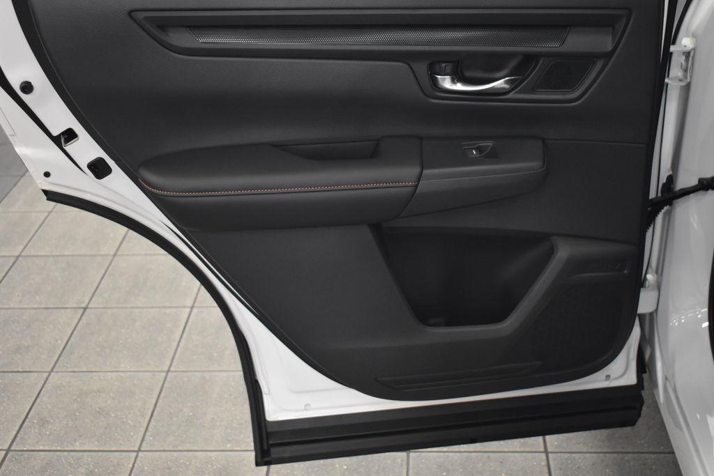 new 2026 Honda CR-V Hybrid car, priced at $40,325