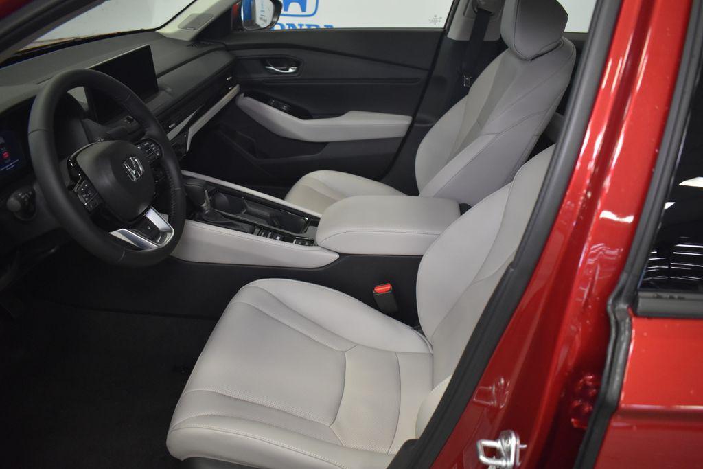 new 2025 Honda Accord Hybrid car, priced at $38,300