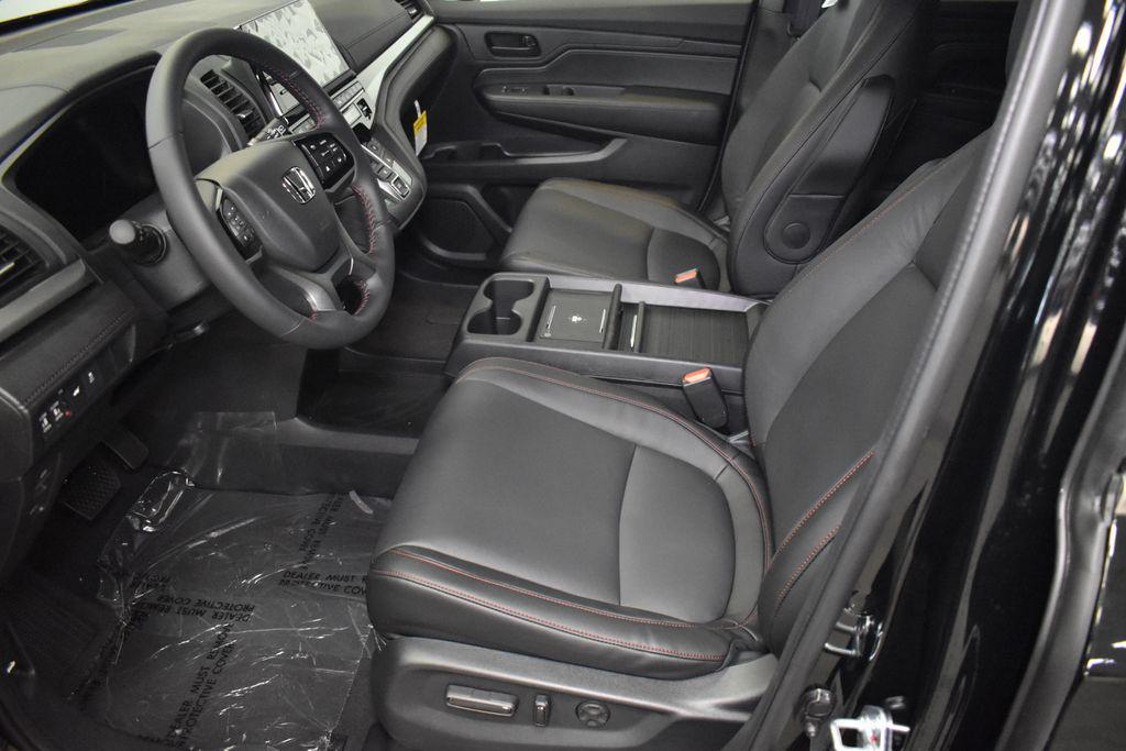 new 2026 Honda Odyssey car, priced at $43,435