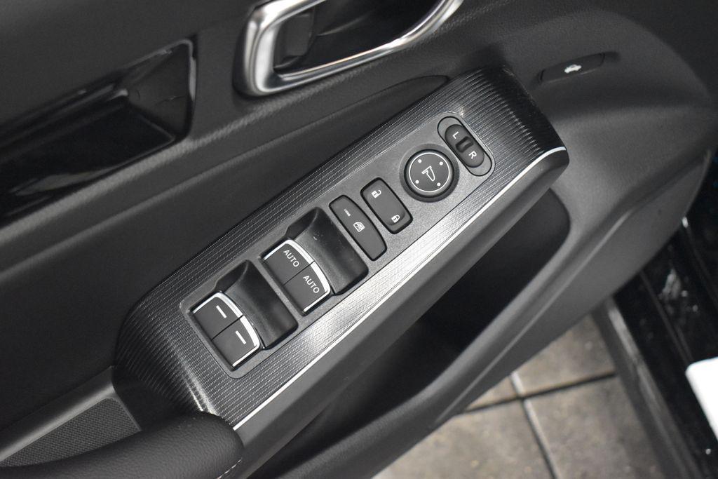 new 2026 Honda Civic Hybrid car, priced at $33,490